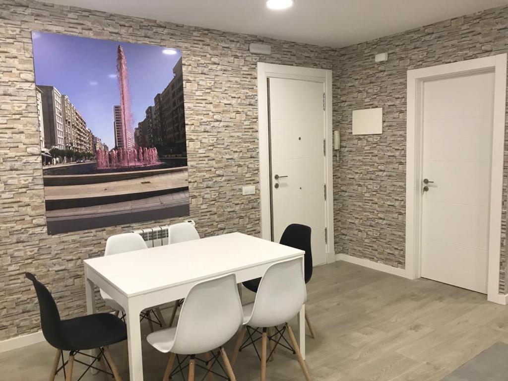 Apartamento Expectacular,Centrico,Nuevo 5 Min A Pie De La Laurel Vivienda De Uso Turistico โลโกรโญ ภายนอก รูปภาพ