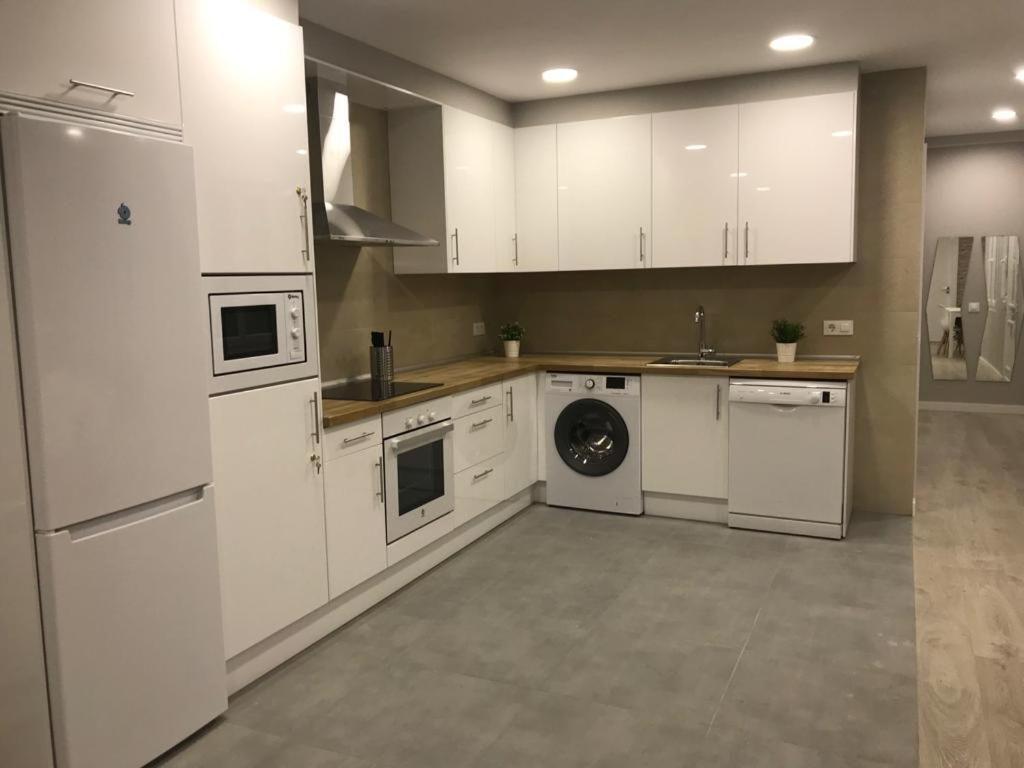 Apartamento Expectacular,Centrico,Nuevo 5 Min A Pie De La Laurel Vivienda De Uso Turistico โลโกรโญ ภายนอก รูปภาพ